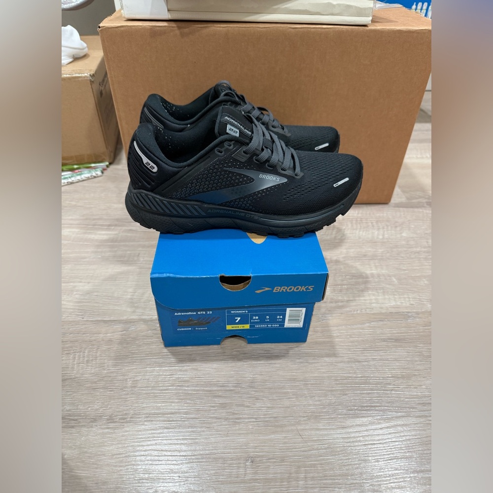 Brooks Women’s Black Running Shoes
